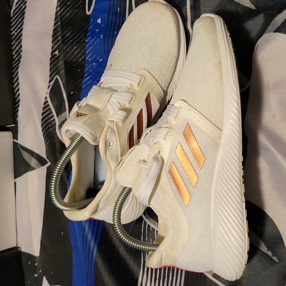 Adidas Edge Lux 3 womens size 7.5